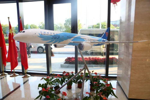 嘉定區(qū)委書記陸方舟走訪三家食品銷售細(xì)分行業(yè)領(lǐng)軍企業(yè)，強(qiáng)調(diào)創(chuàng)新與品質(zhì)并行